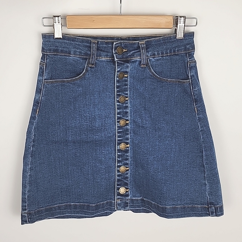 ⭐️3/ $30⭐️ Wax Jean Los Angeles California Blue Denim Jean Mini Skirt Size S